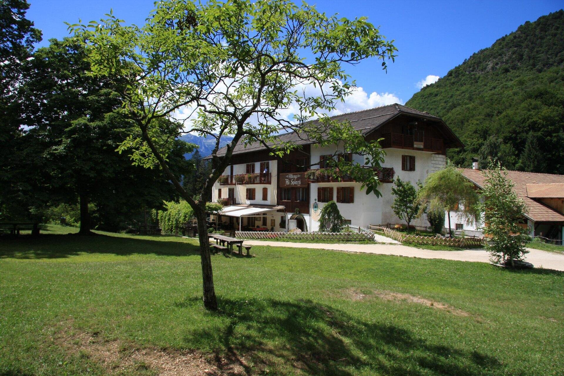 Esterno