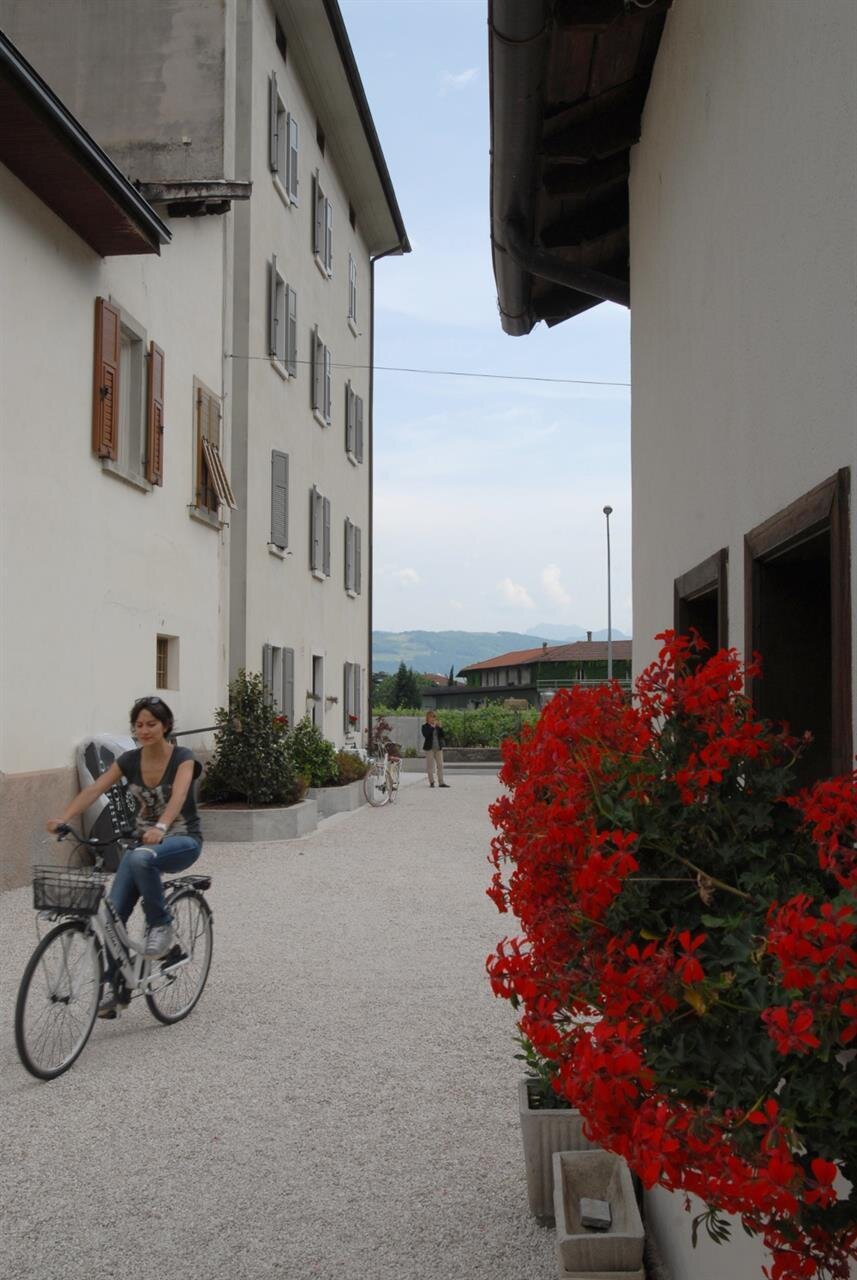 dintorni