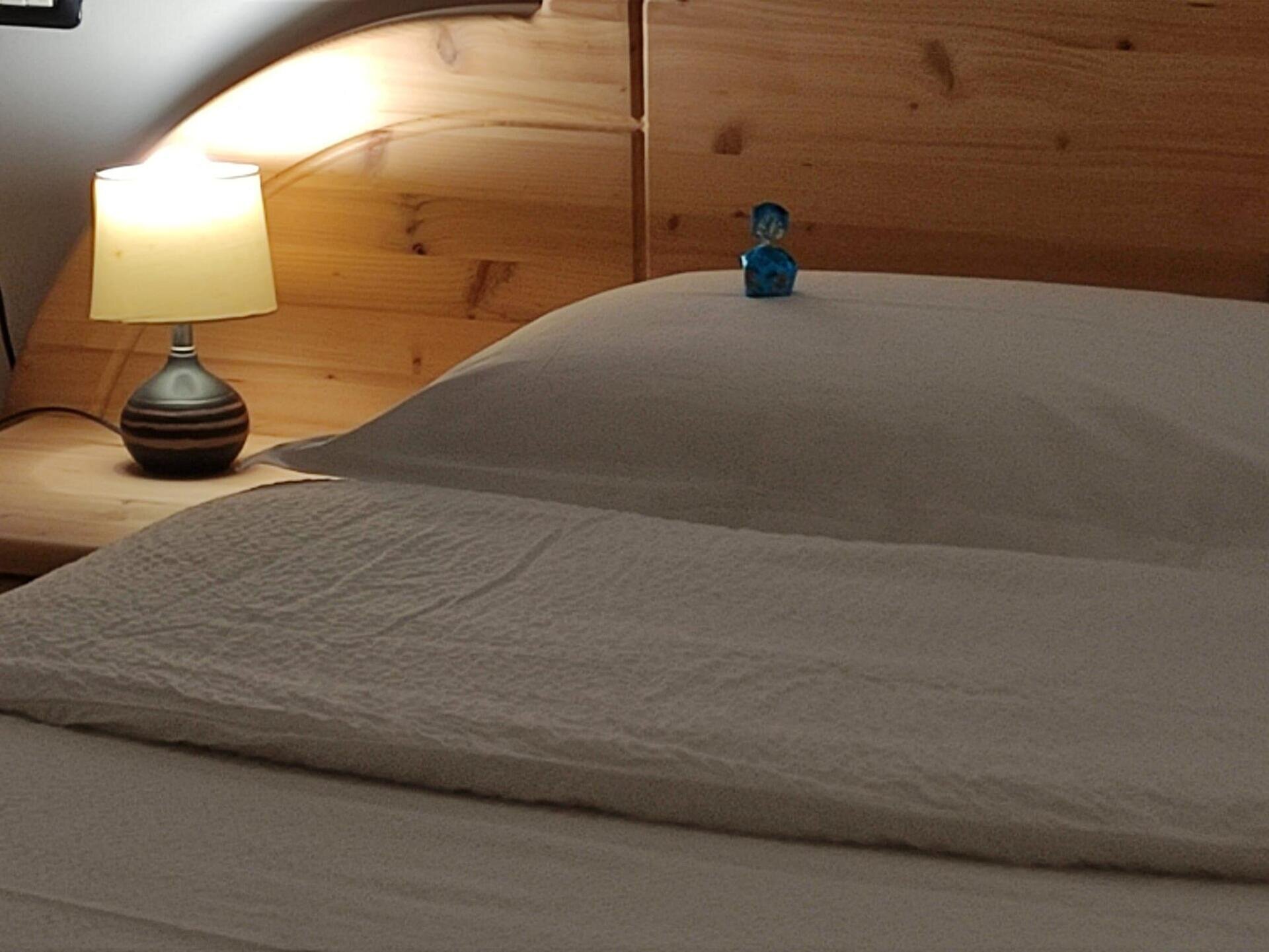 cioccolatino su cuscino cam. Ele