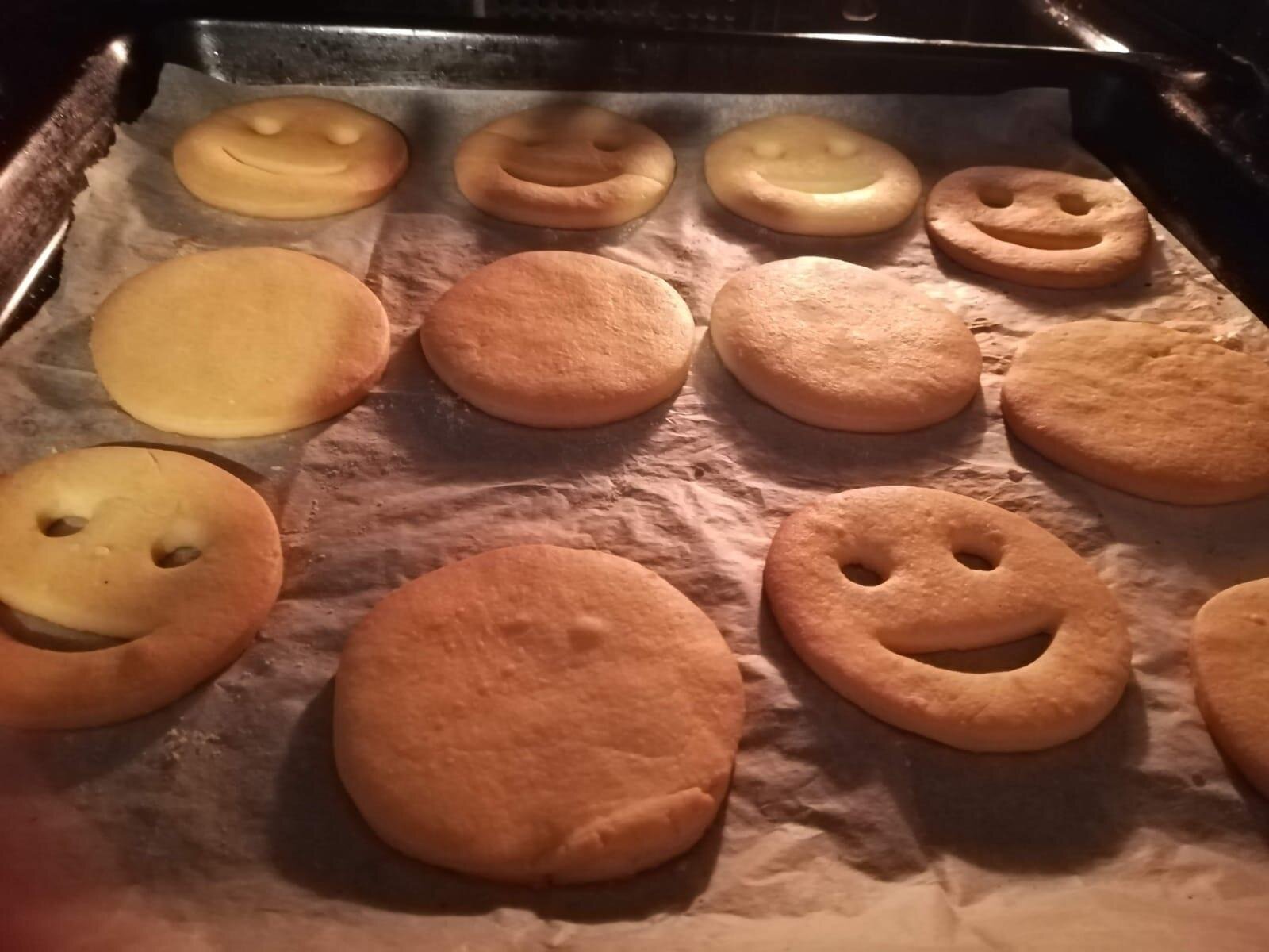 biscotti sorrisi nel forno