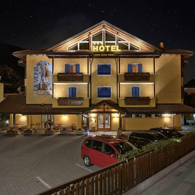 _STV0278And9more_tonemappedDEF