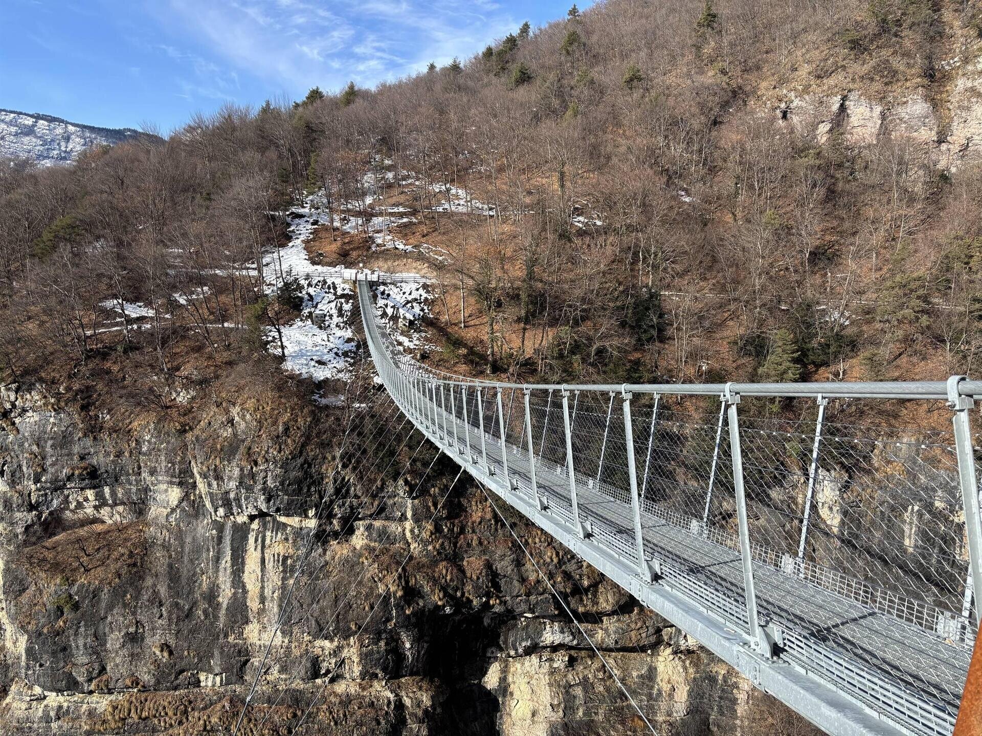 Images Trn 1 52c12261 Db77 423c A4fc 4a0c007d7a93 99 Image