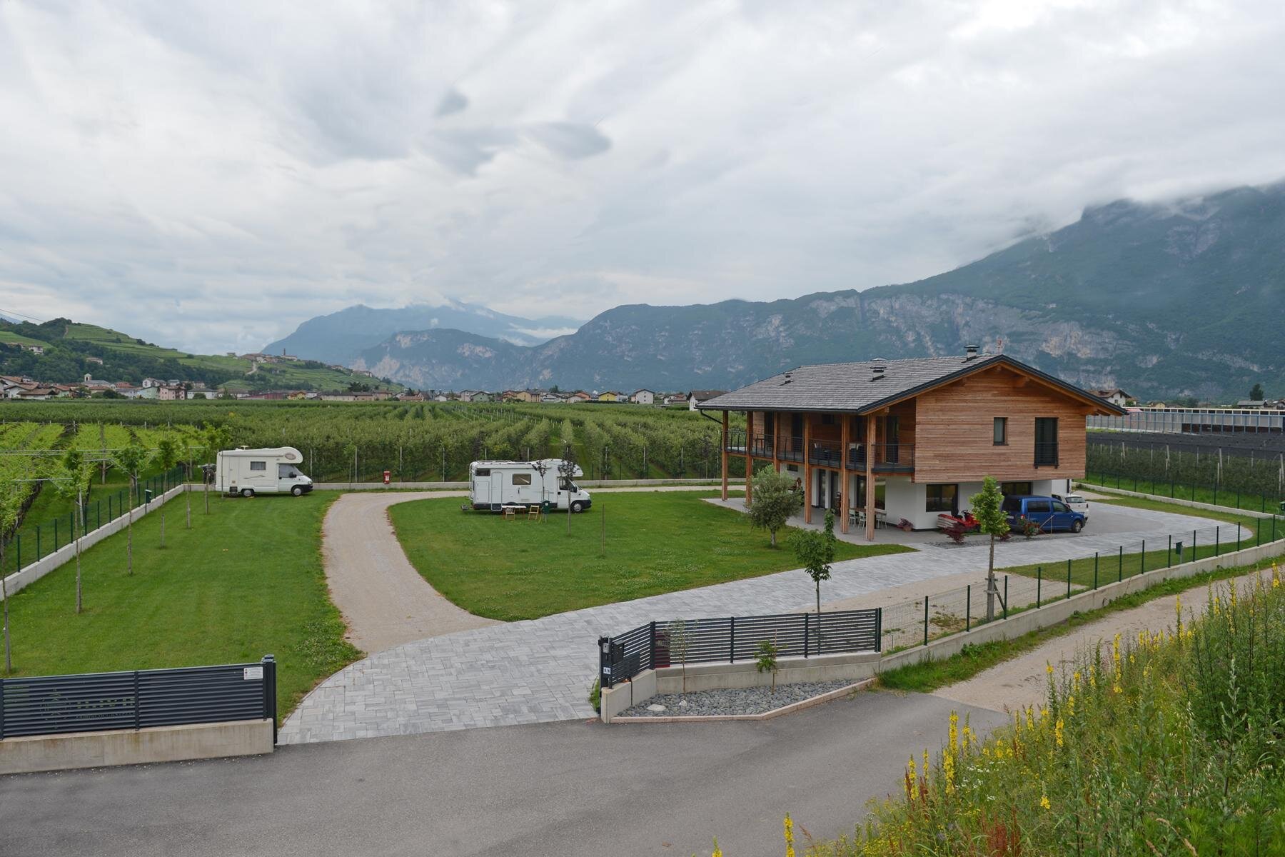 B&B Navis