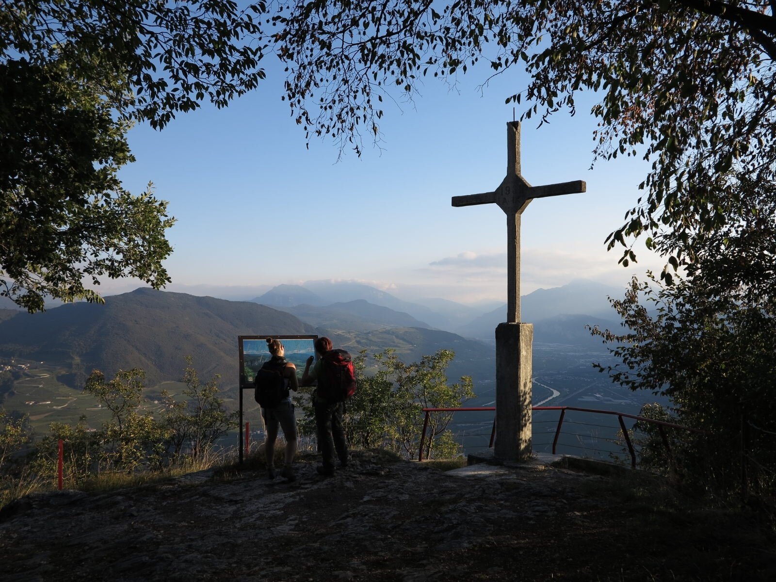 Mezzocorona - Monte (SAT footpath 500)