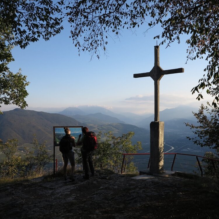 Mezzocorona - Monte (SAT footpath 500)