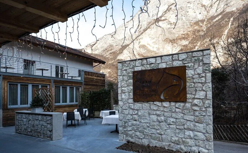 Content Dam Org 5 Images Full Rights Piana Rotaliana Gusto Ristorante Ai Piani Ristorante Ai Piani Esterni