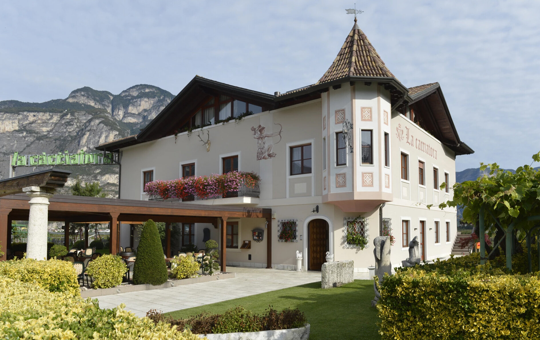 La Cacciatora Restaurant