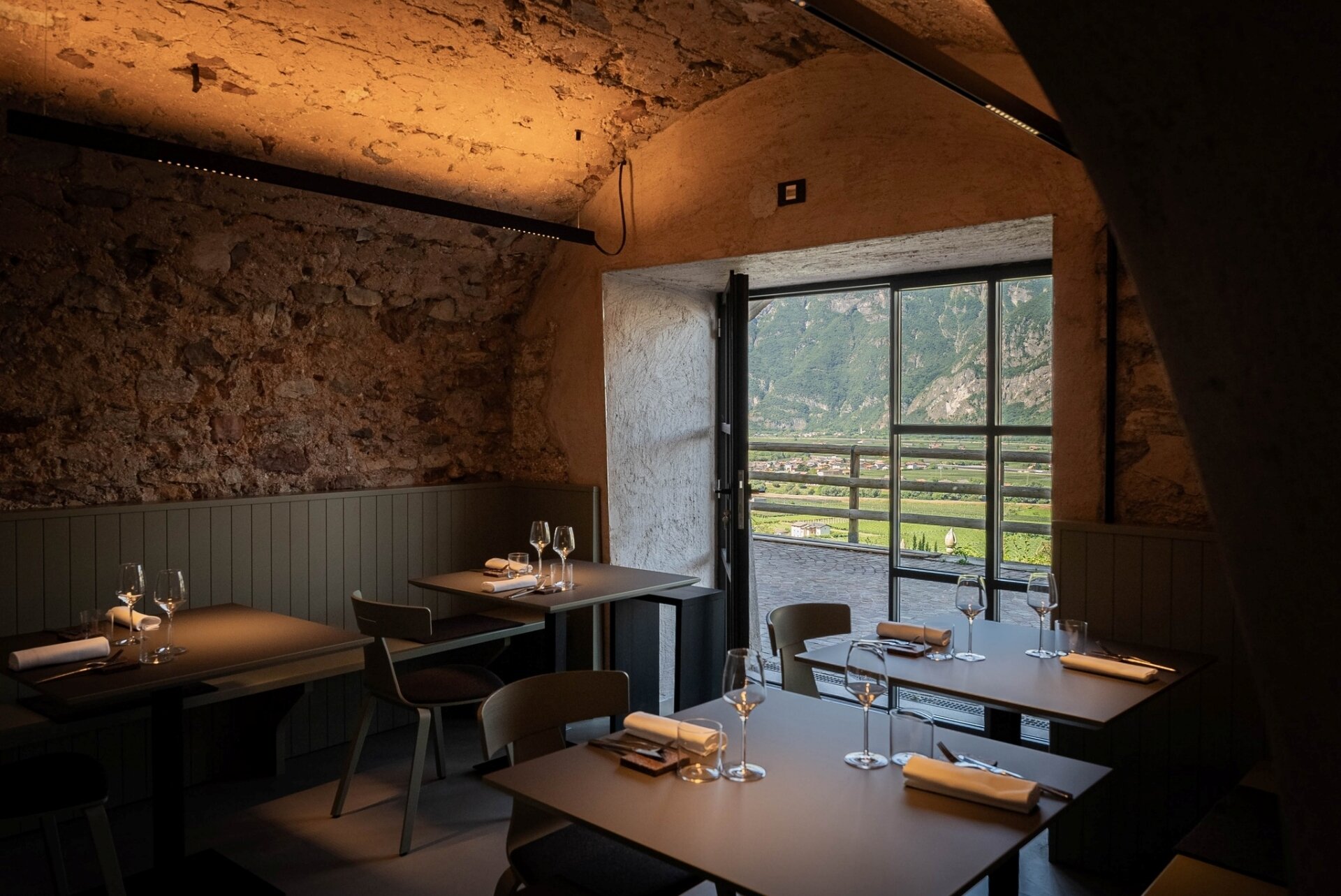 Content Dam Org 5 Images Full Rights Piana Rotaliana Gusto Trattoria Vecchia Sorni Vecchia Sorni Sala Interna