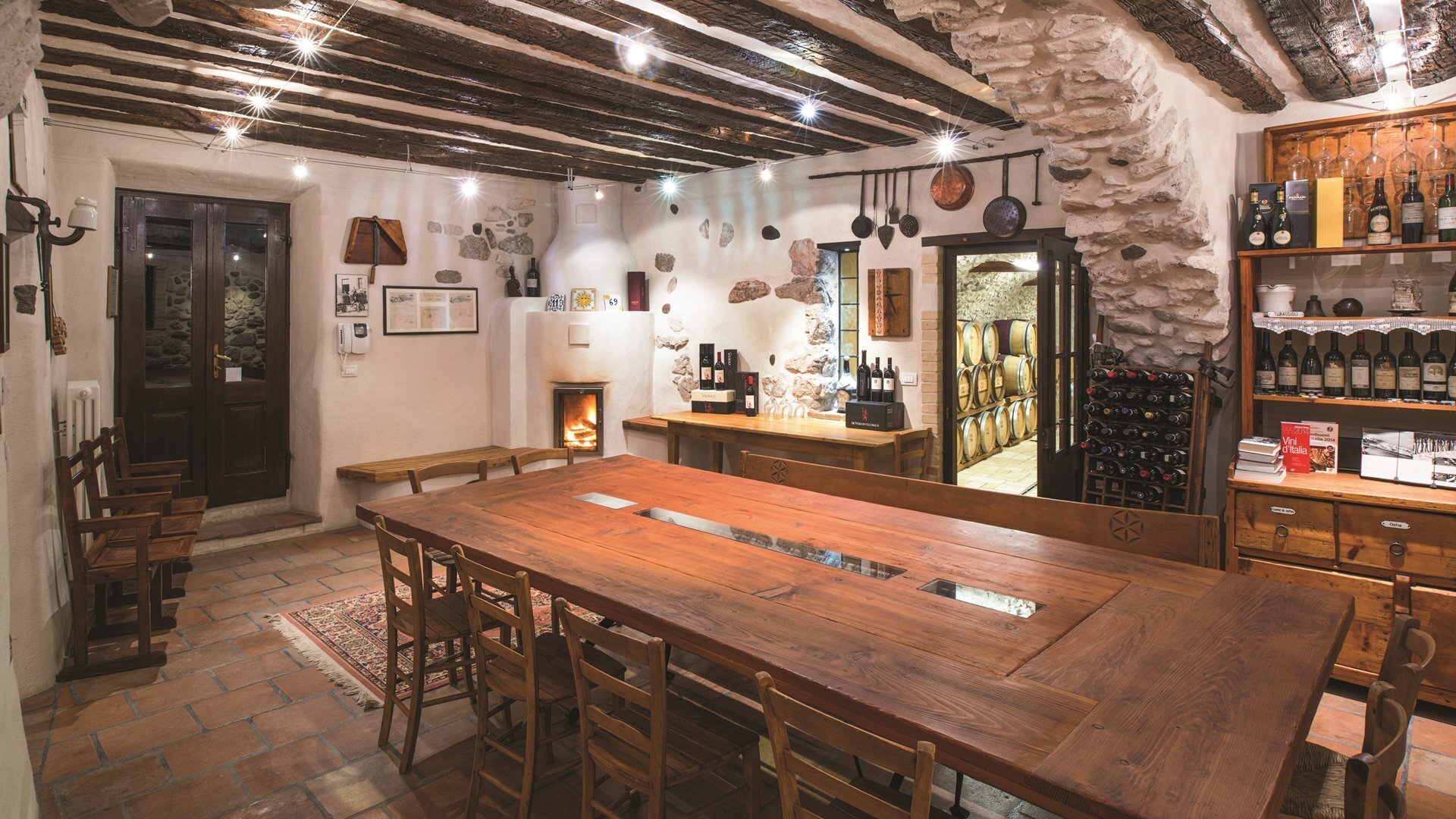 Content Dam Org 5 Images Full Rights Piana Rotaliana Shopping Cantine E Distillerie De Vescovi Ulzbach De Vescovi Ulzbach Rotaliana Michelebernardinatti 1