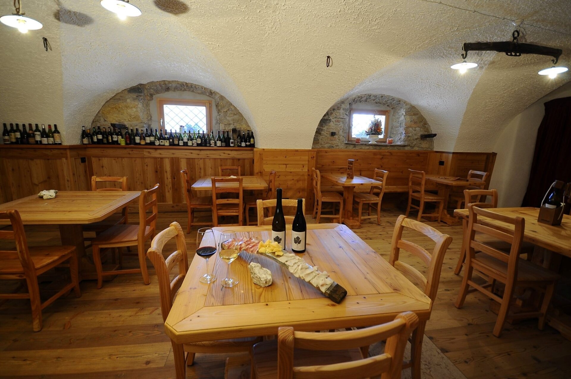 Content Dam Org 5 Images Full Rights Piana Rotaliana Shopping Cantine E Distillerie Cobelli Stube Cobelli