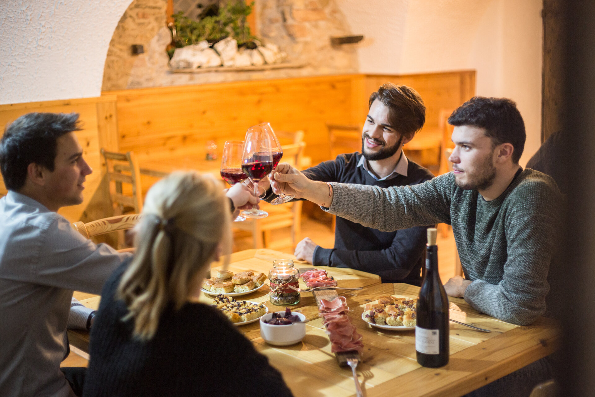 Content Dam Org 5 Images Full Rights Piana Rotaliana Shopping Cantine E Distillerie Cobelli Cobelli Ph Alfredo Croce 55