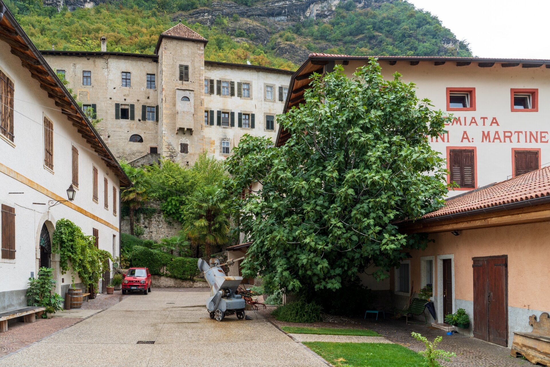 Content Dam Org 5 Images Full Rights Piana Rotaliana Shopping Cantine E Distillerie Azienda Agricola A Martinelli 2021 Ph Giorgio Monticelli 10