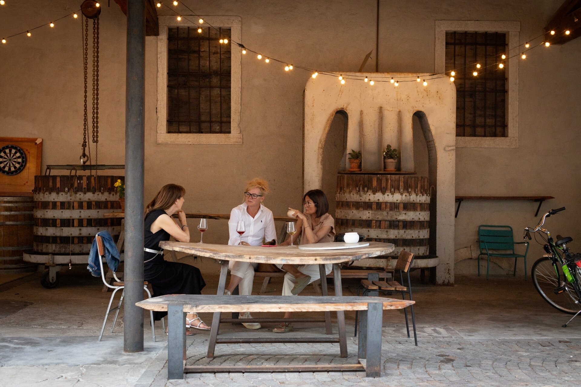 Content Dam Org 5 Images Full Rights Piana Rotaliana Shopping Cantine E Distillerie Azienda Agricola A Martinelli 2023 Visita Cantina Martinelli Ph Lara Sicher 28