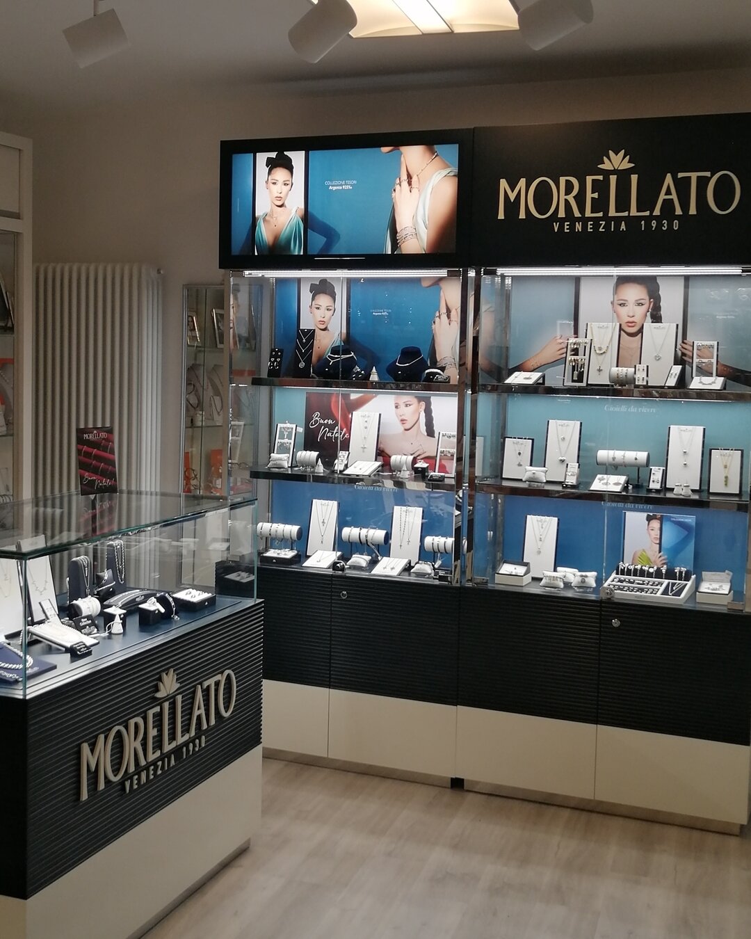 Content Dam Org 5 Images Full Rights Piana Rotaliana Shopping Negozi E Botteghe Orologeria Casna Interno1 Rotaliana